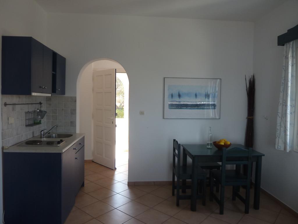 Agios Pavlos Studios Aegiali Luaran gambar